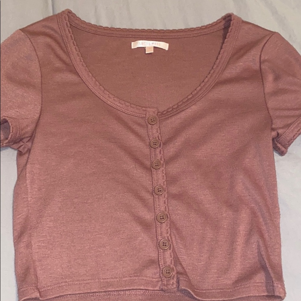 tight cropped tank top